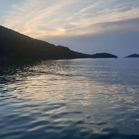 Booking Franov Residence On Island Ugljan With The Pool, Bbq And Beautiful Sea-View! Kali Zewnętrze zdjęcie