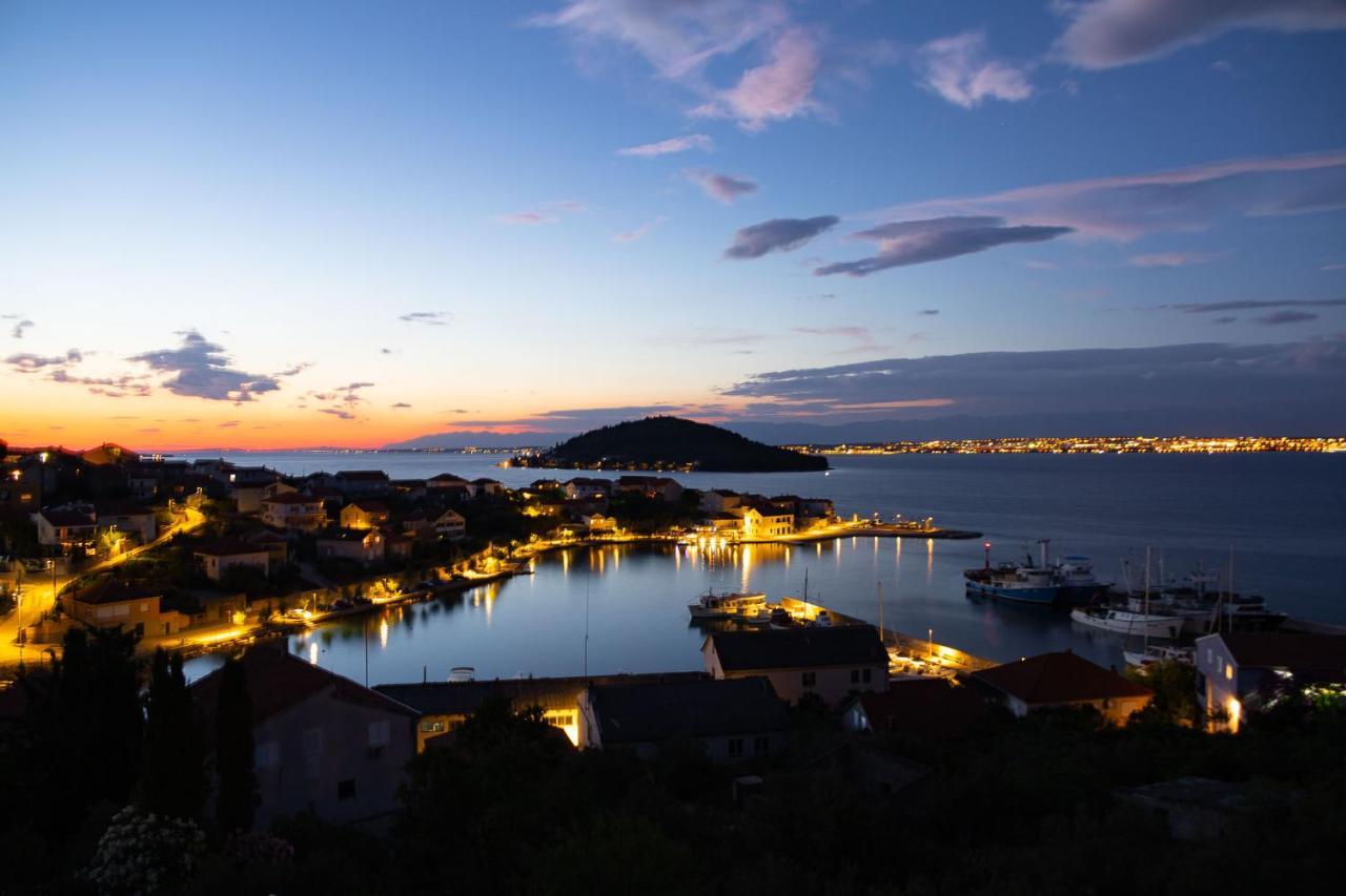 Booking Franov Residence On Island Ugljan With The Pool, Bbq And Beautiful Sea-View! Kali Zewnętrze zdjęcie