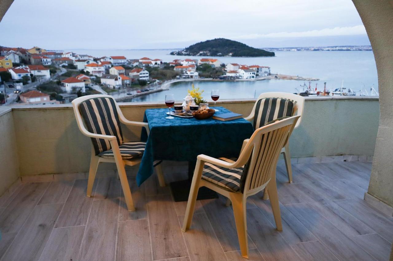 Booking Franov Residence On Island Ugljan With The Pool, Bbq And Beautiful Sea-View! Kali Zewnętrze zdjęcie