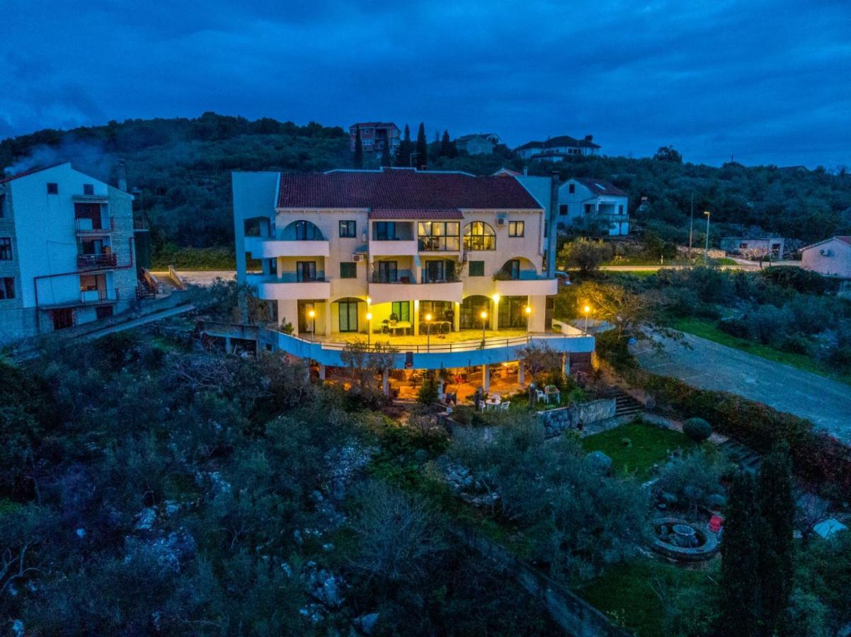 Booking Franov Residence On Island Ugljan With The Pool, Bbq And Beautiful Sea-View! Kali Zewnętrze zdjęcie